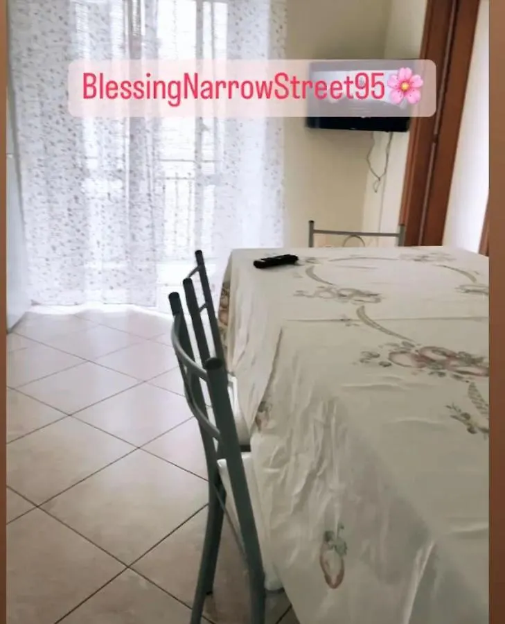 Blessingnarrowstreet95 Apartment Naples